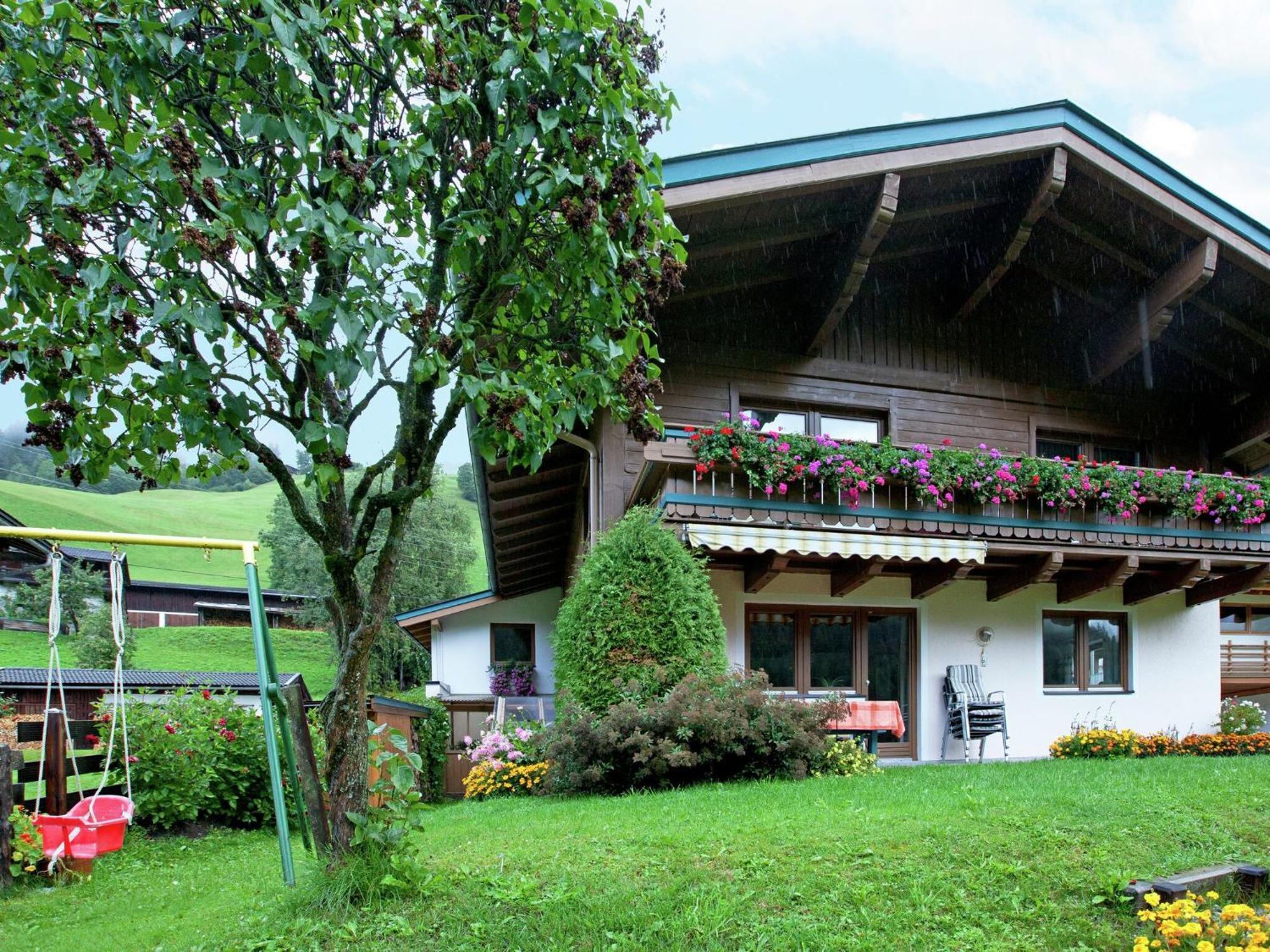 Apartment Near The Ski Area Σάαλμπαχ-Χίντεργκλεμ Εξωτερικό φωτογραφία